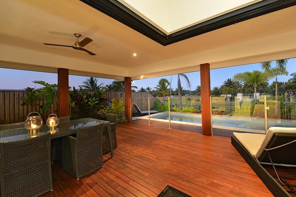 17 Cascade House - Luxury Holiday Home 0*, Port Douglas Australia