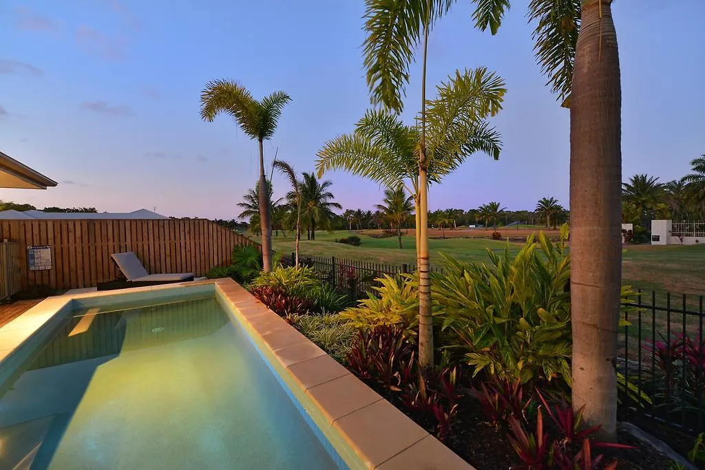 17 Cascade House - Luxury Holiday Home 0*, Port Douglas