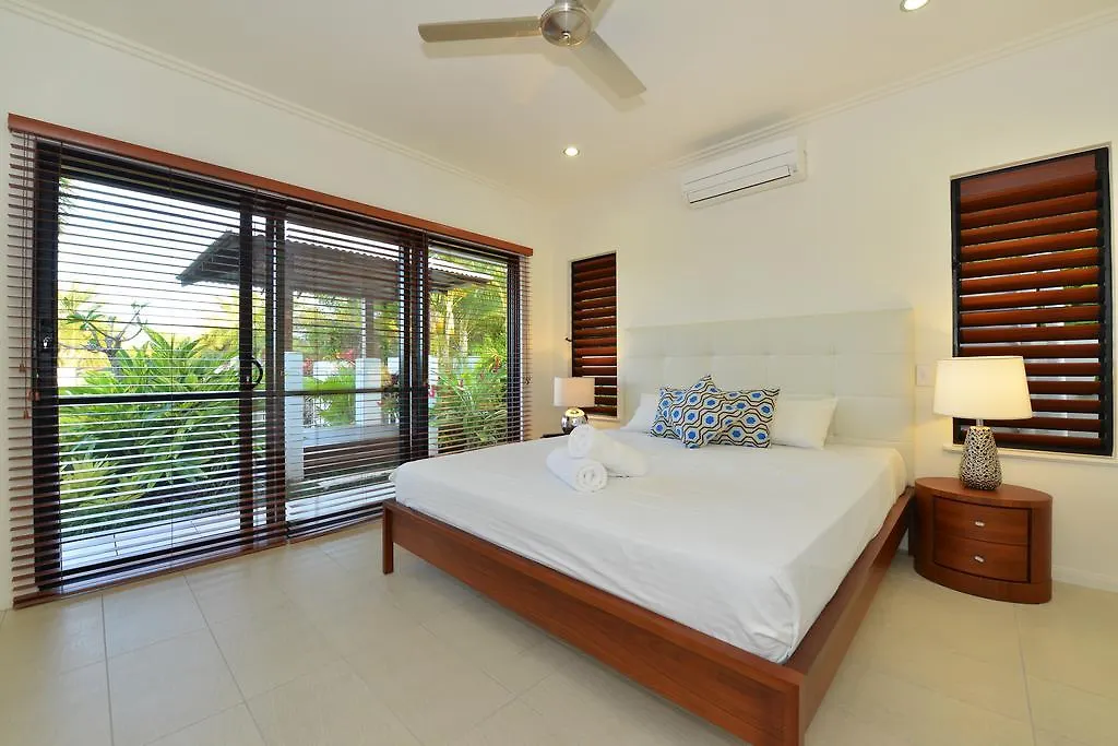 17 Cascade House - Luxury Holiday Home Port Douglas